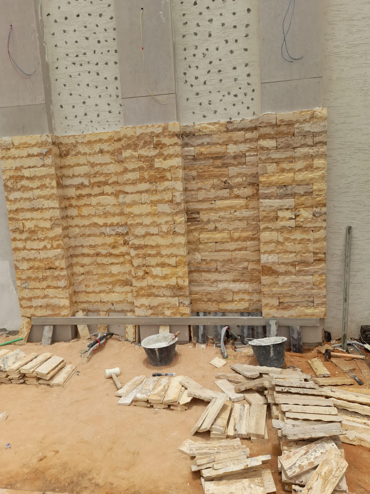 تشطيب لاندسكيب شاليهات و مزارع فخمة في الرياض