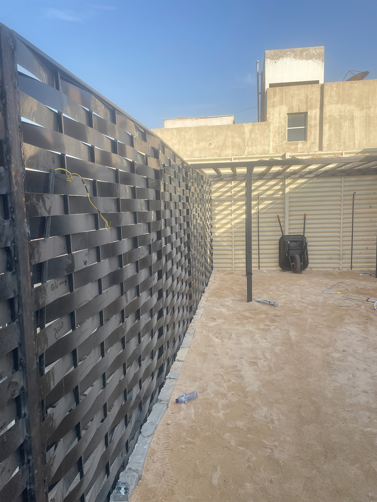 تنفيذ لاندسكيب منزلي فاخر في الرياض