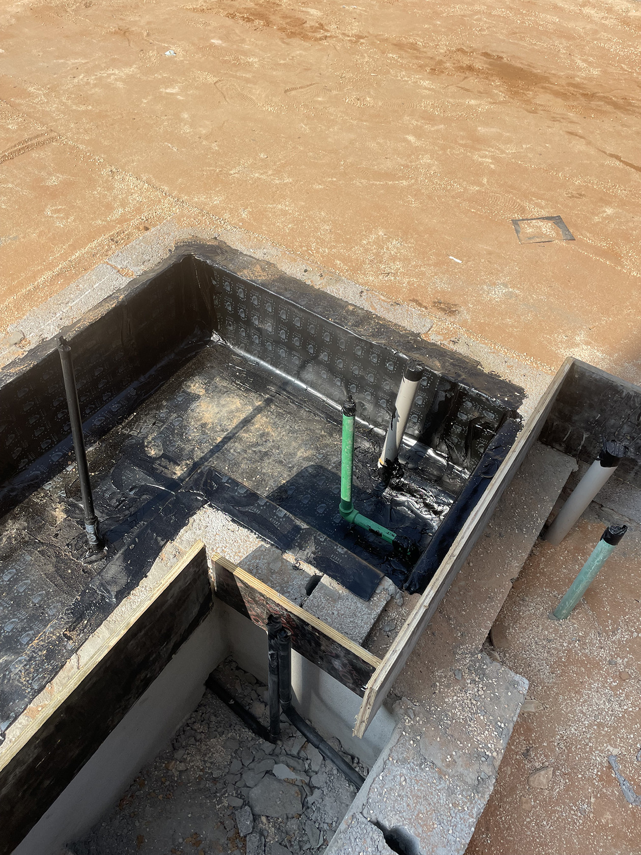 ترميم واجهة و حديقة فيلا فخمة في الرياض شامل التصميم المجاني