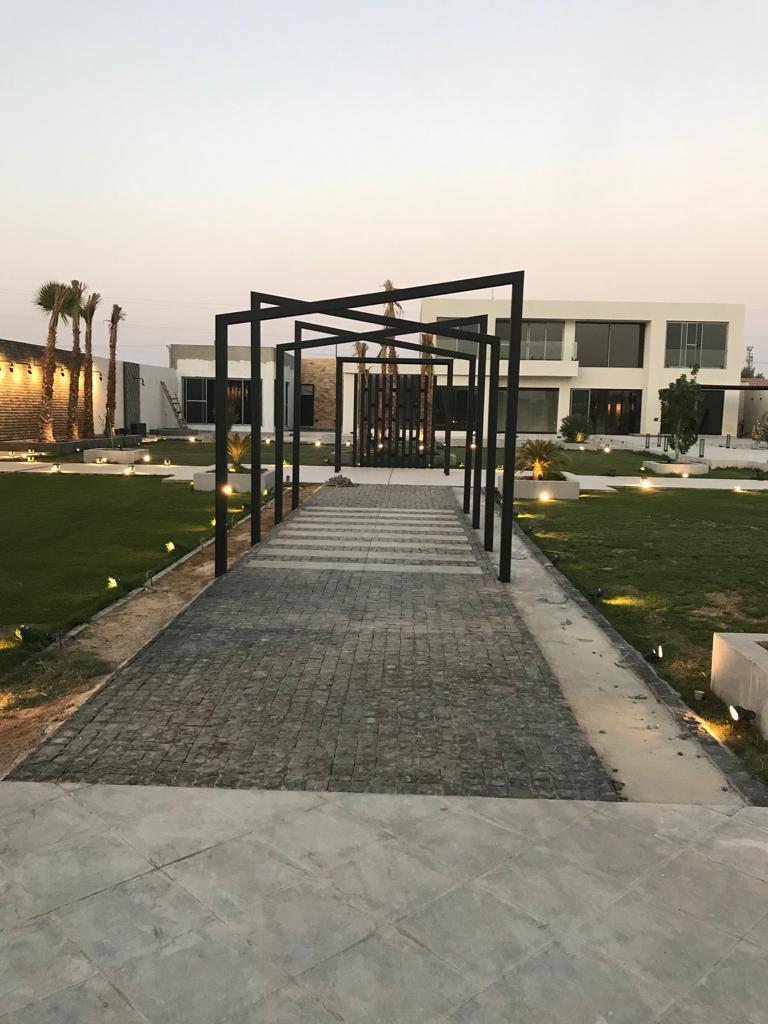 تشطيب لاندسكيب شاليهات فخمة في الرياض شامل التصميم المجاني