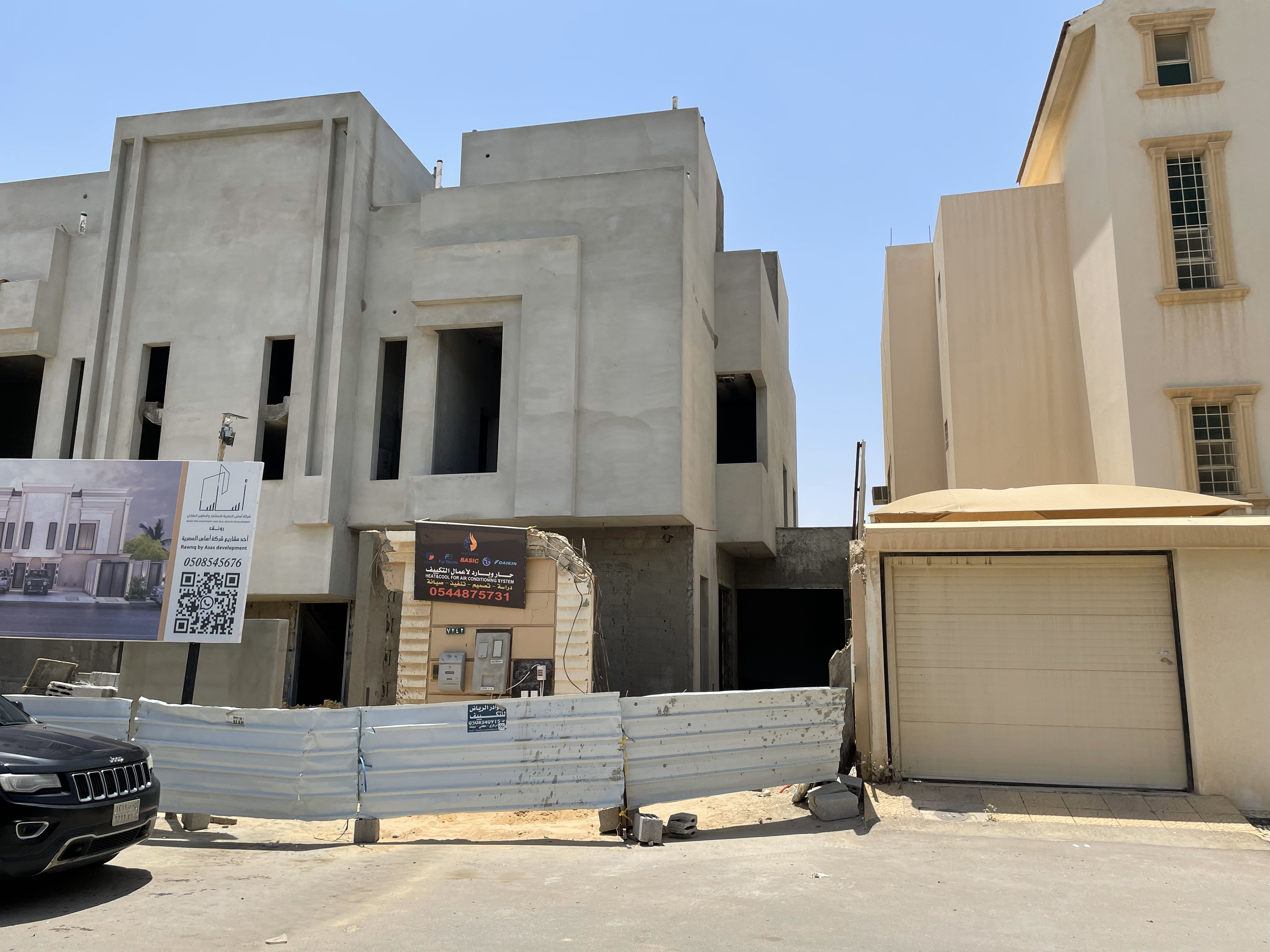 تشطيب واجهة تاون هاوس على الطراز النيوكلاسيك شامل التصميم المجاني  في الرياض