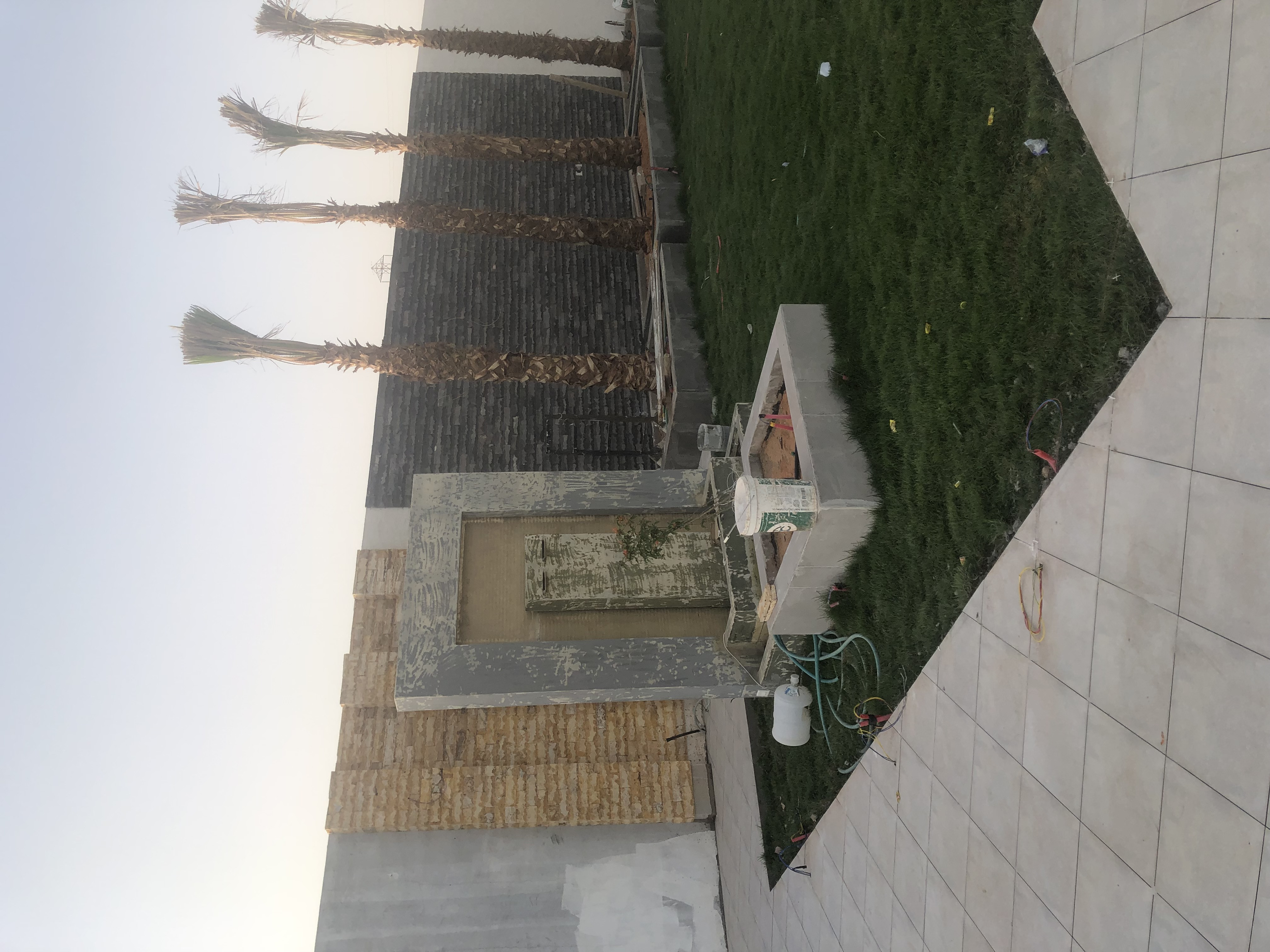 تصميم و تنفيذ و اشراف لاندسكيب  إستراحات و شاليهات و مزارع فخمة في الرياض