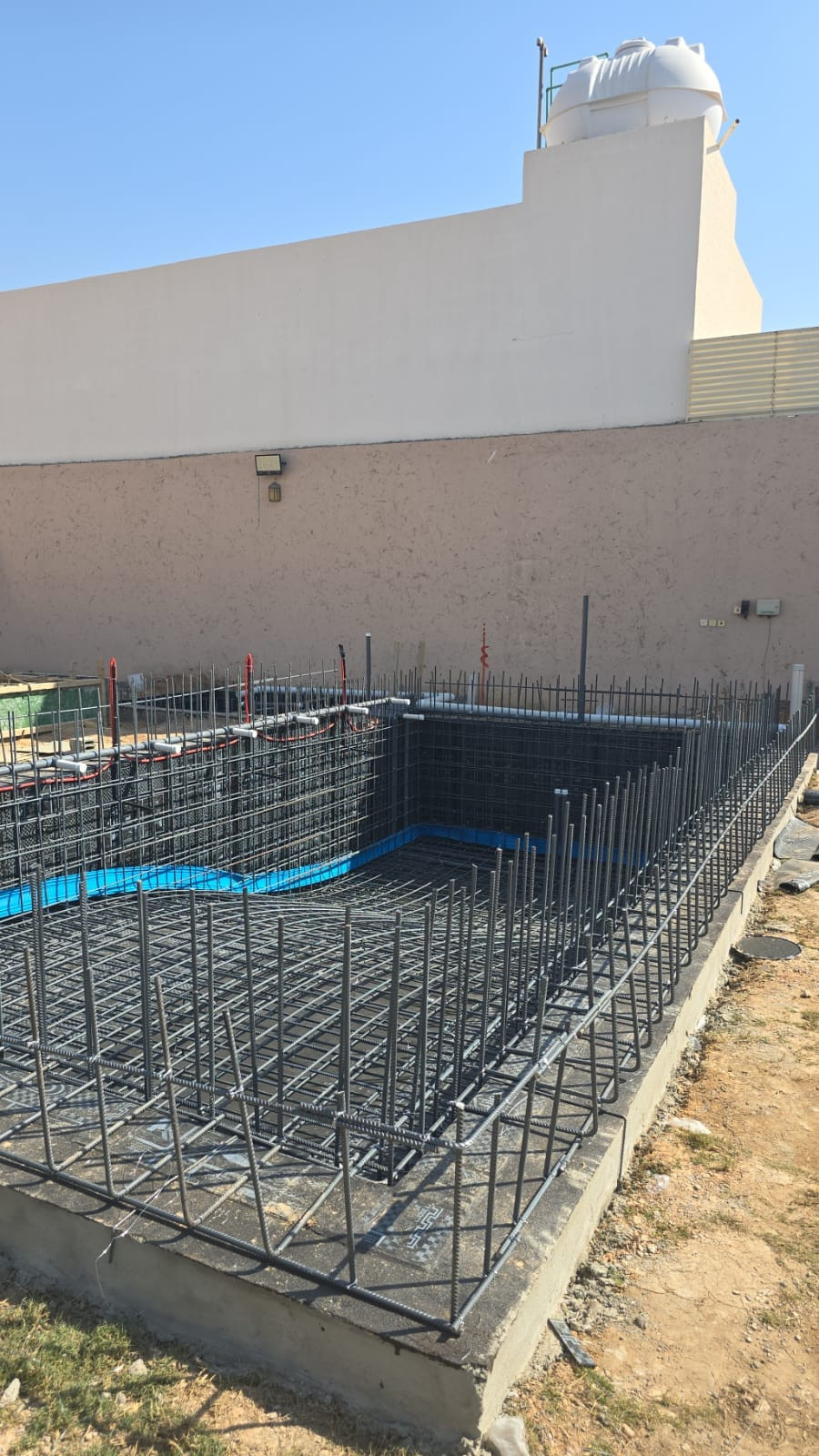 روبوت تنظيف مسبح — روبوت تنظيف المسابح بالرياض روبوت مسبح