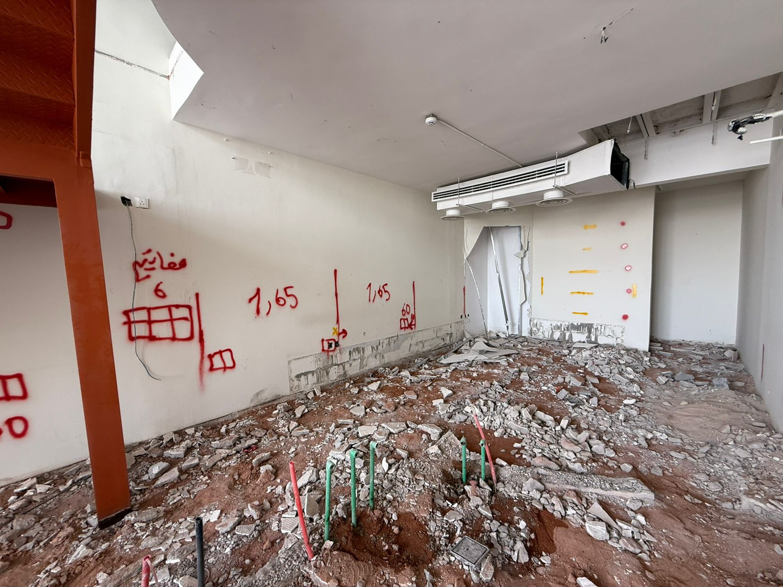 نصميم و تشطيب صالونات تجميل و سبا و حمام مغربي و ساونا في الرياض