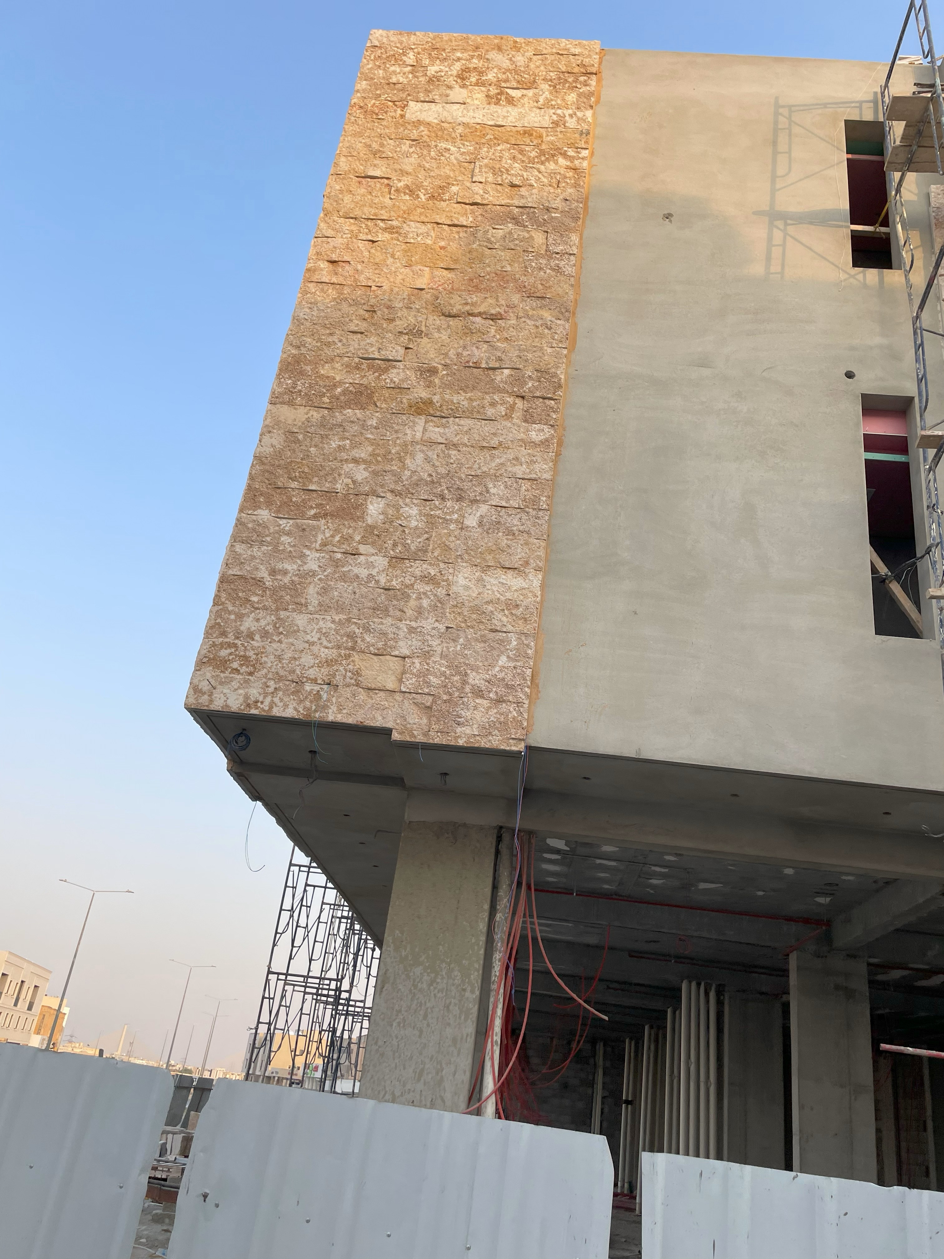 واجهات شقق مخدومة في الرياض من اعمال مصمم الديكور سائد القنبر