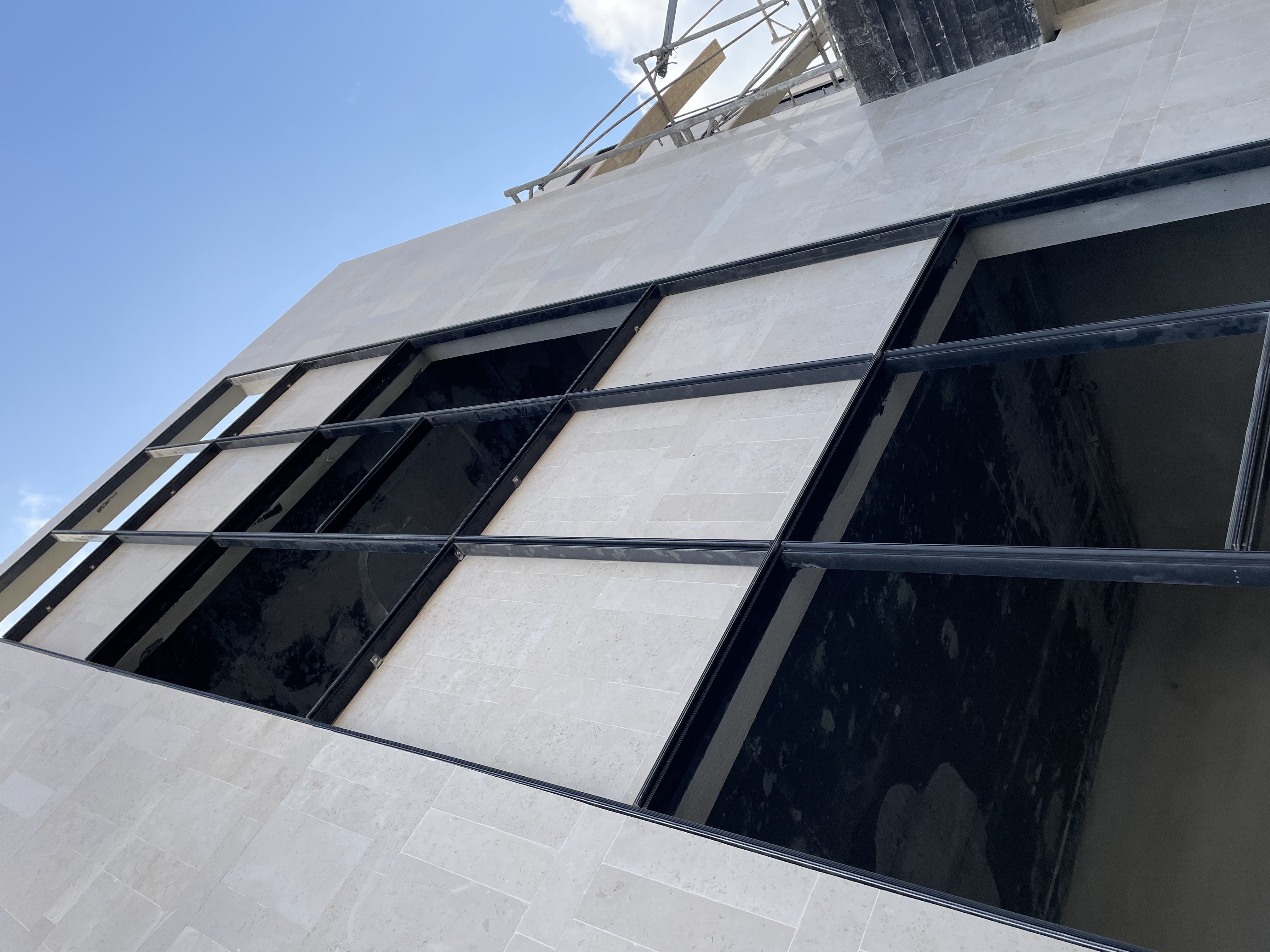 تشطيب حجر ضرما و حجر مساح فاخر في الرياض شامل التصميم و الضريبة و الإشراف 0531226345