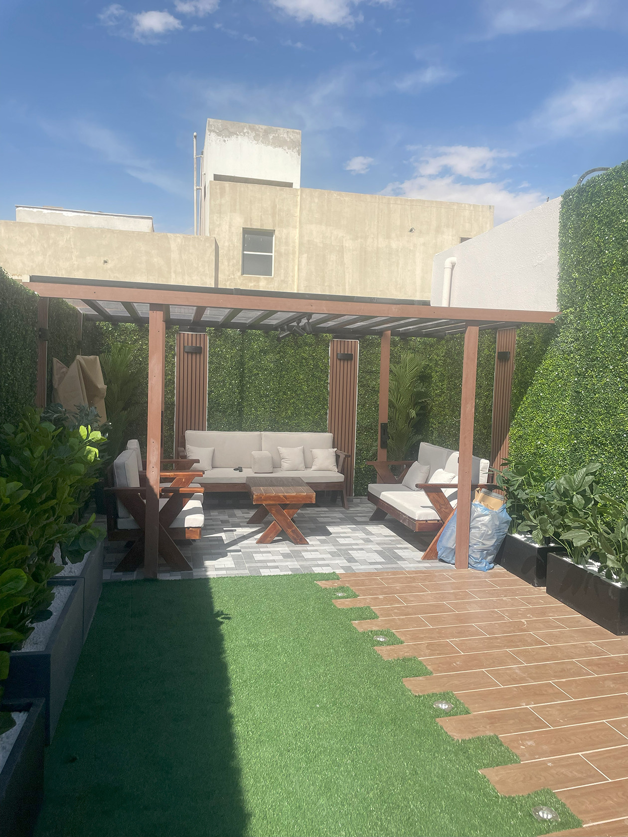 تشطيب و تنسيق حدائق منزلية في الرياض شامل التصميم و الإشراف و الضريبة 0531226345