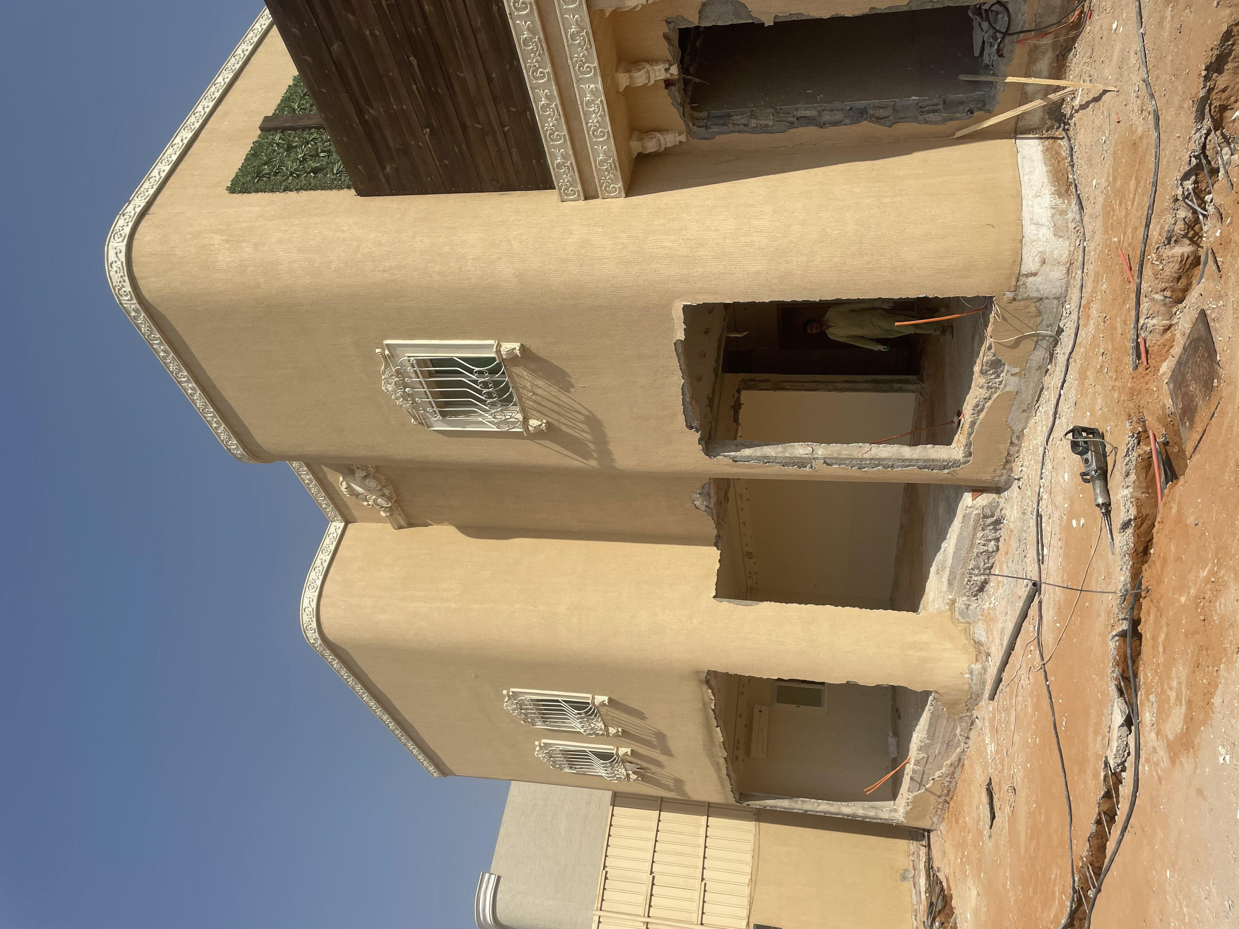 ترميم واجهات فلل تكسيات رخام ترفنتينو و بروفايل عسيب و إسمنت بورد في الرياض 0531226345