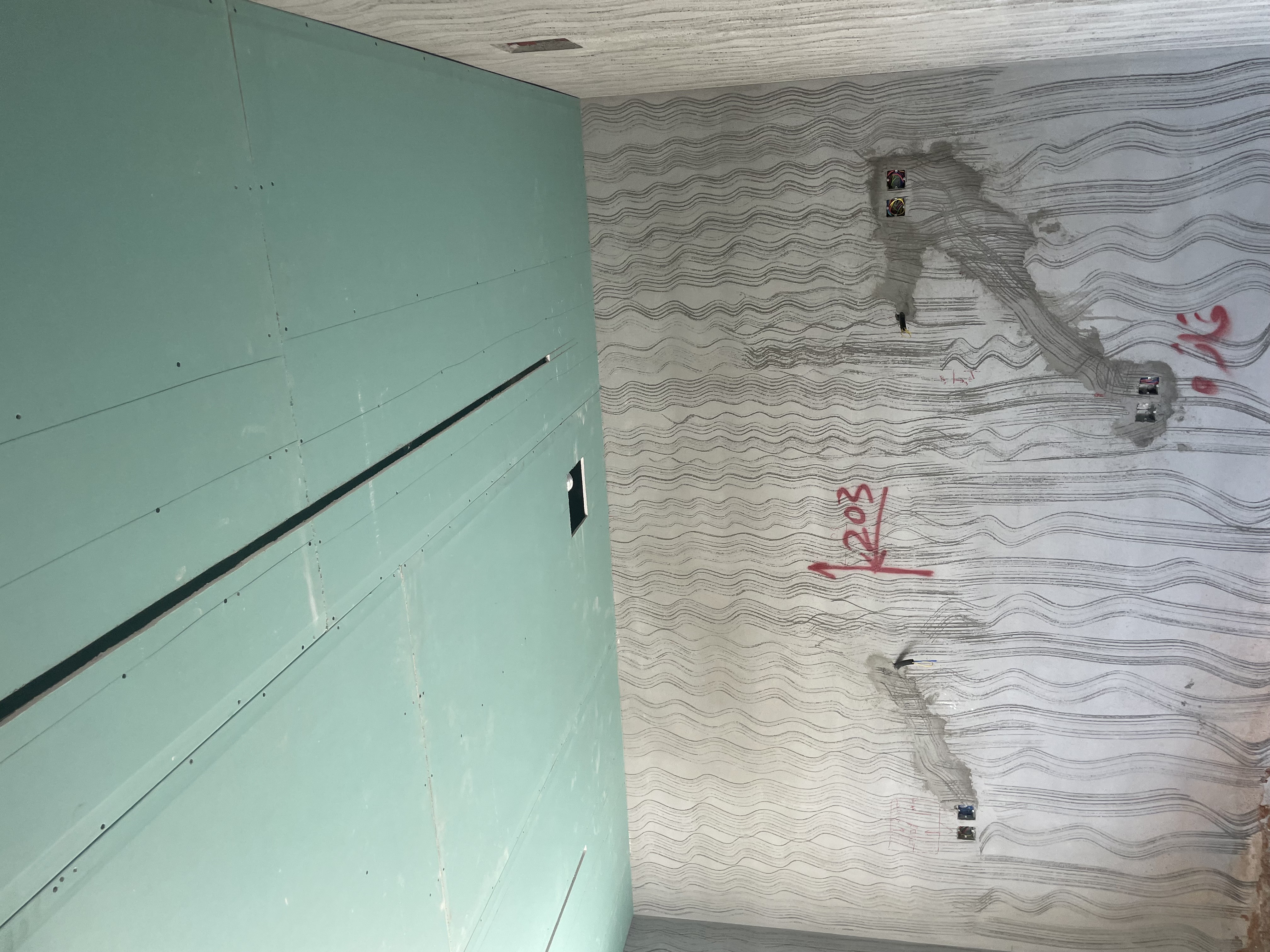 نشطيب جبس بورد أخضر  المدى 12 ملم حديد 6 ملم فيشر نحاس المتر 50 ريال شامل التصميم و الإشراف بالرياض