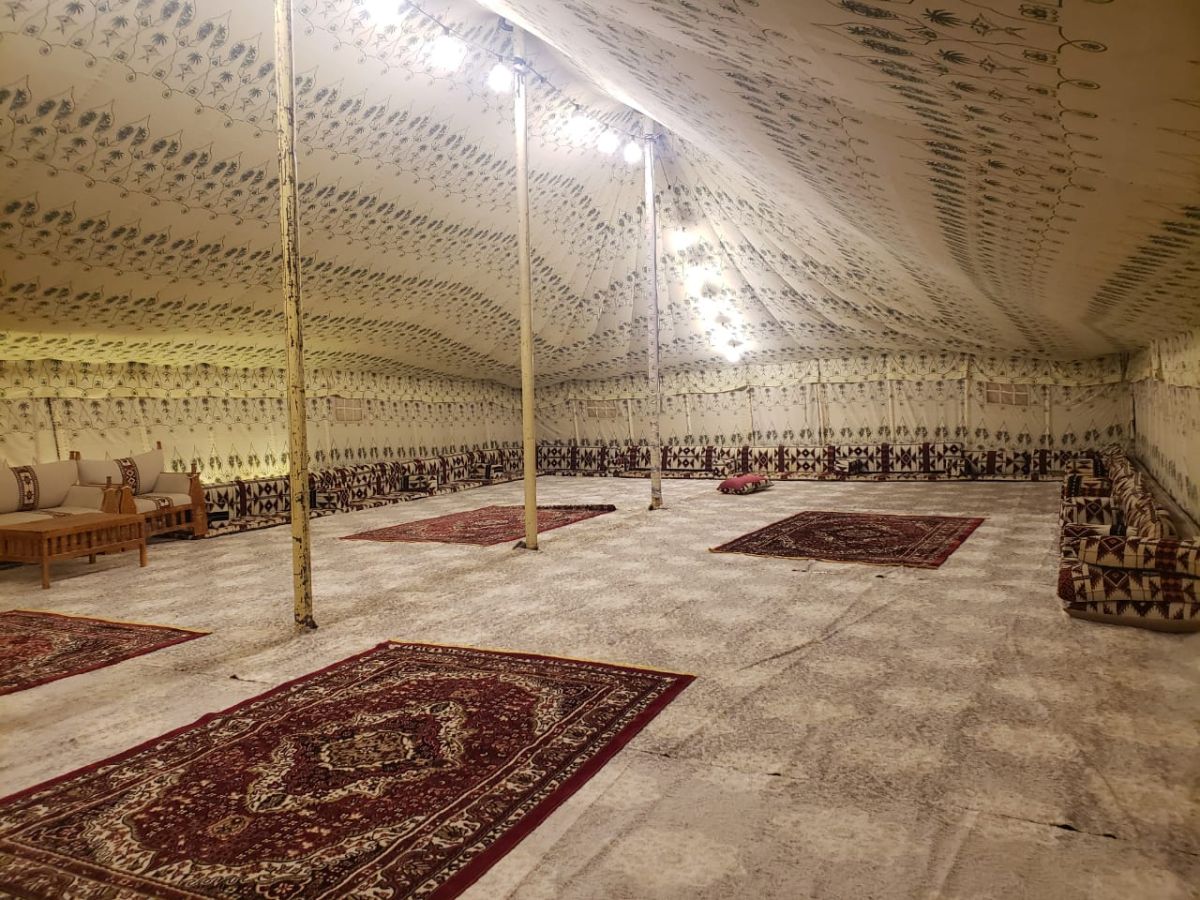 تركيب خيام المزاحمية وبيوت الشعر و خياطتها